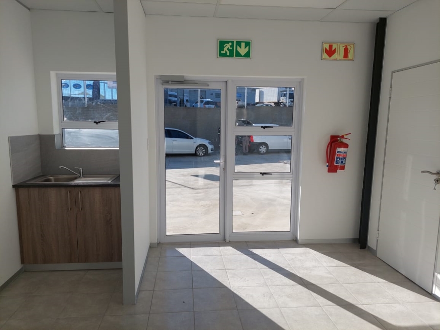 To Let Commercial Property for Rent in Malmesbury Industria Western Cape